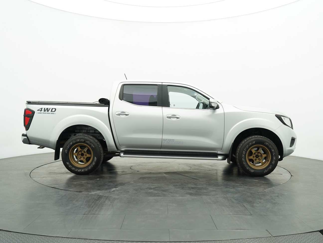 terpakai 2019 Nissan Navara NP300 SE Dual Cab 2.5