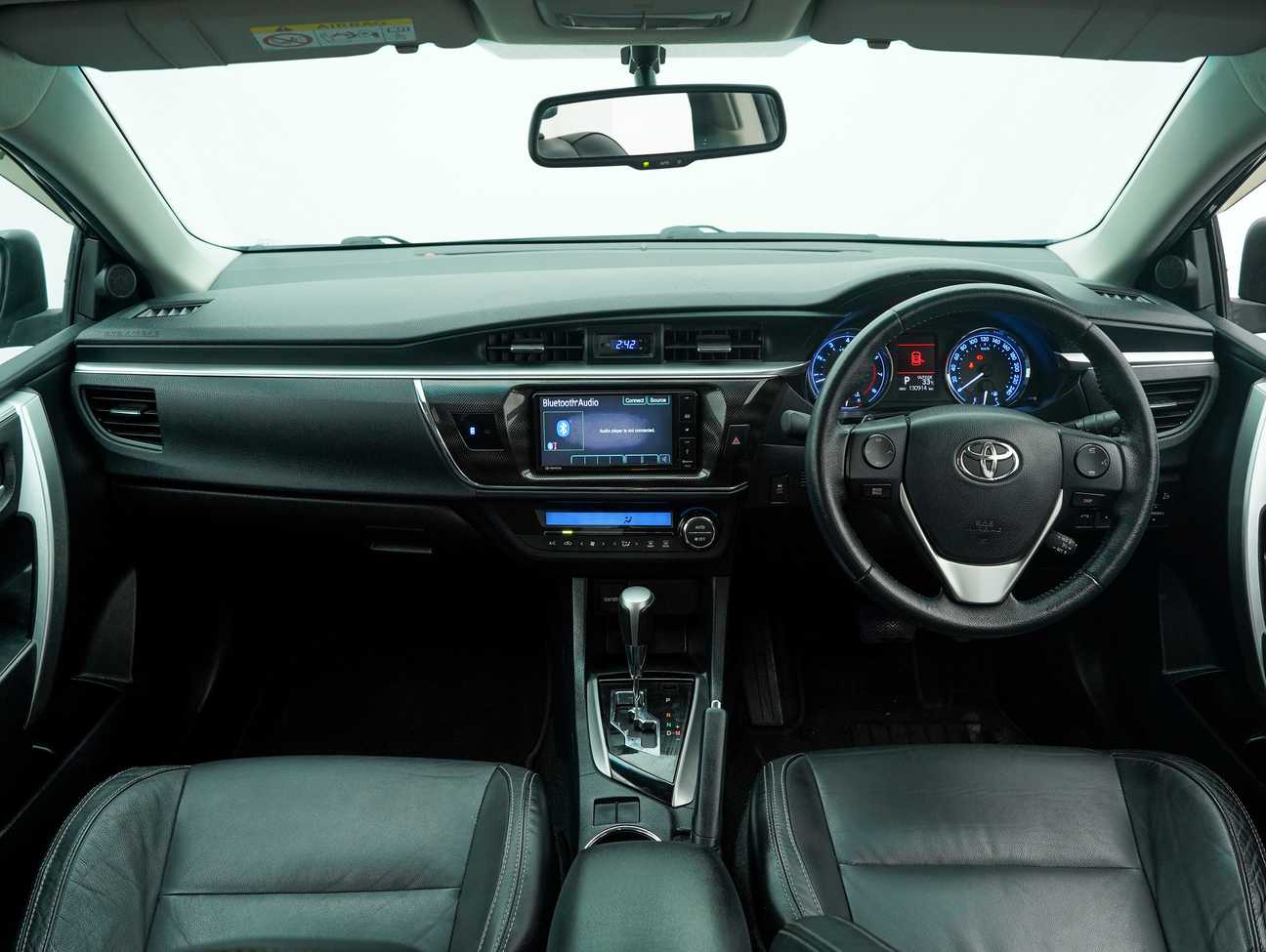 used 2014 Toyota Corolla Altis V 2.0