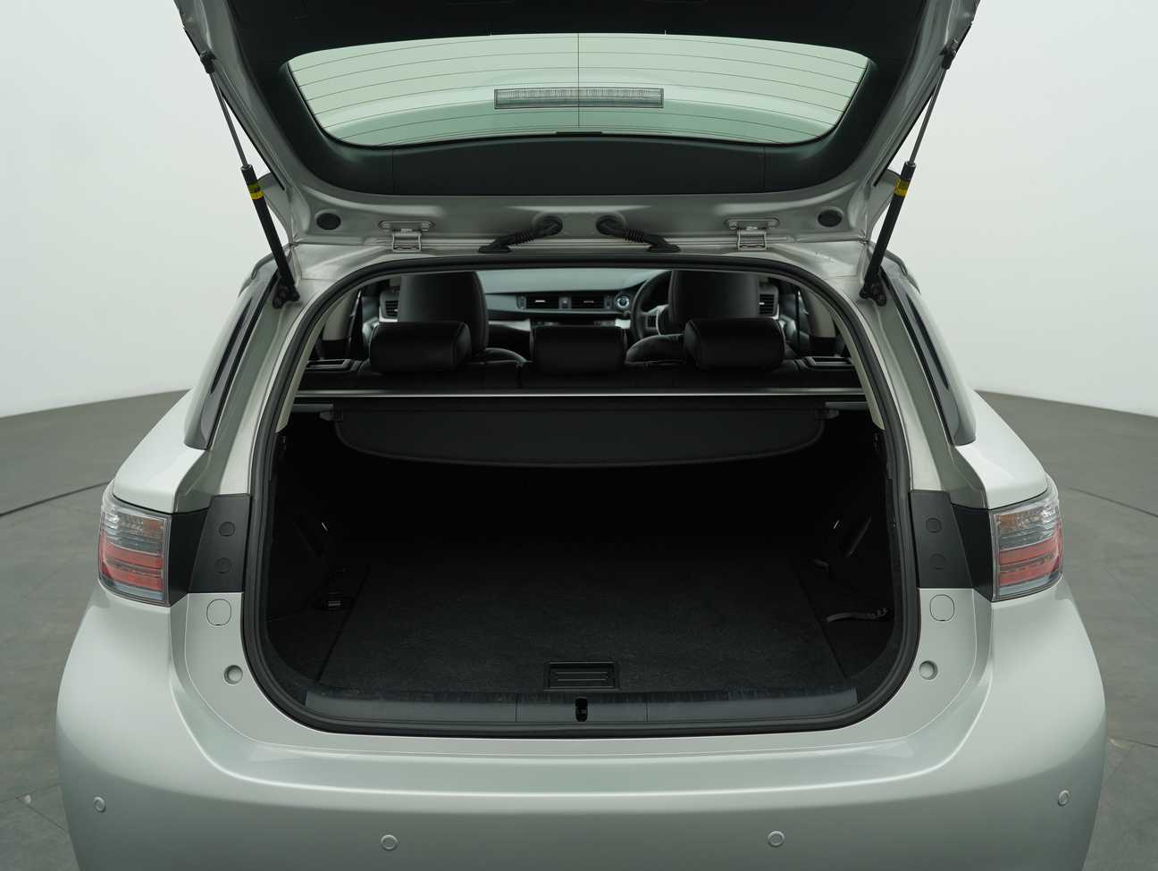 used 2012 Lexus CT 200h  1.8