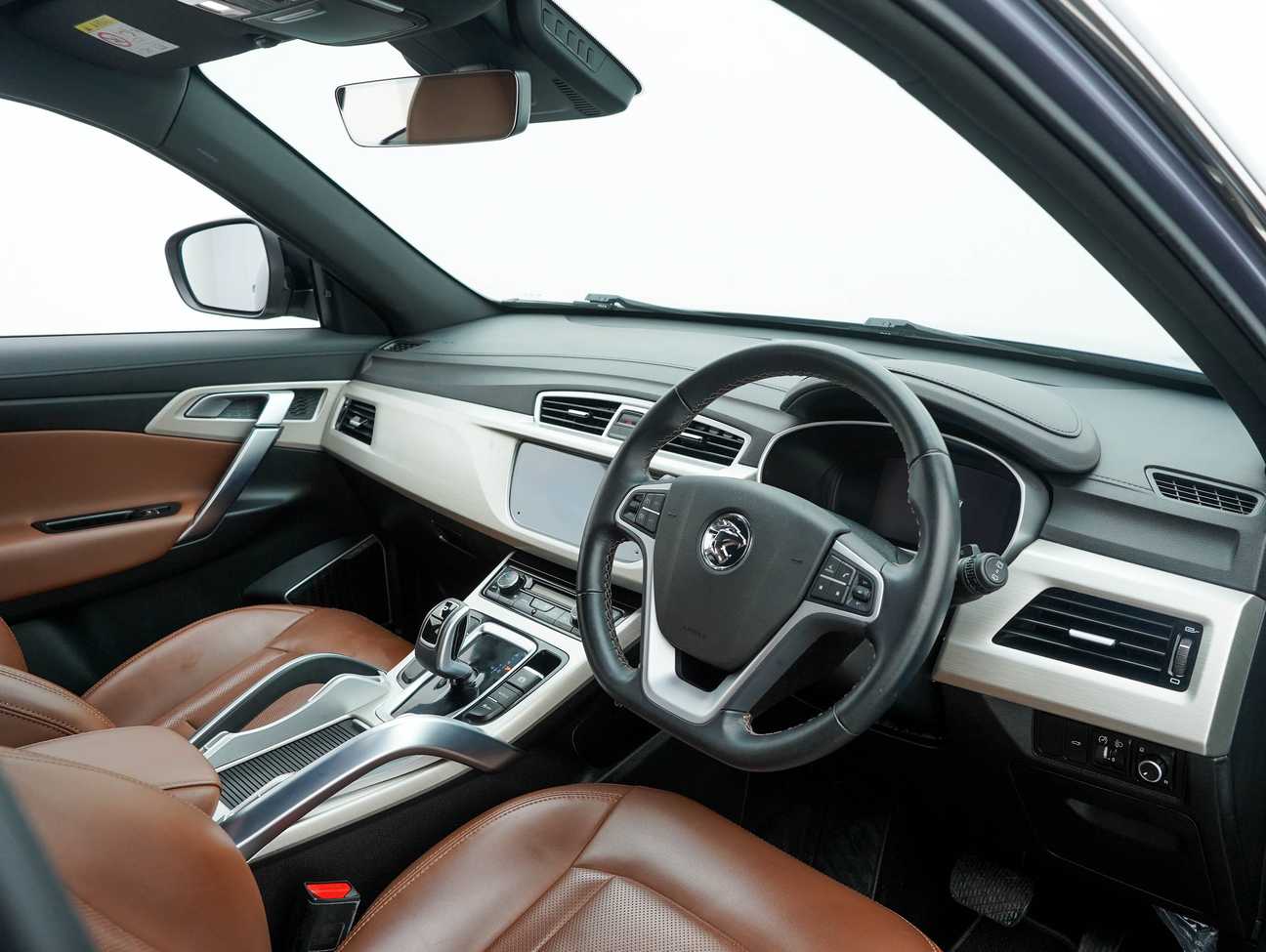 used 2022 Proton X70 Premium 1.5