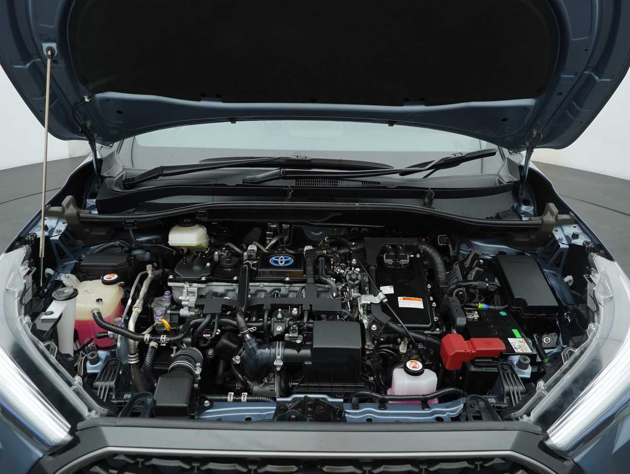 used 2024 Toyota Corolla Cross Hybrid 1.8