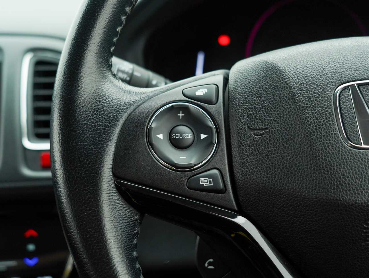 used 2015 Honda HR-V i-VTEC V 1.8