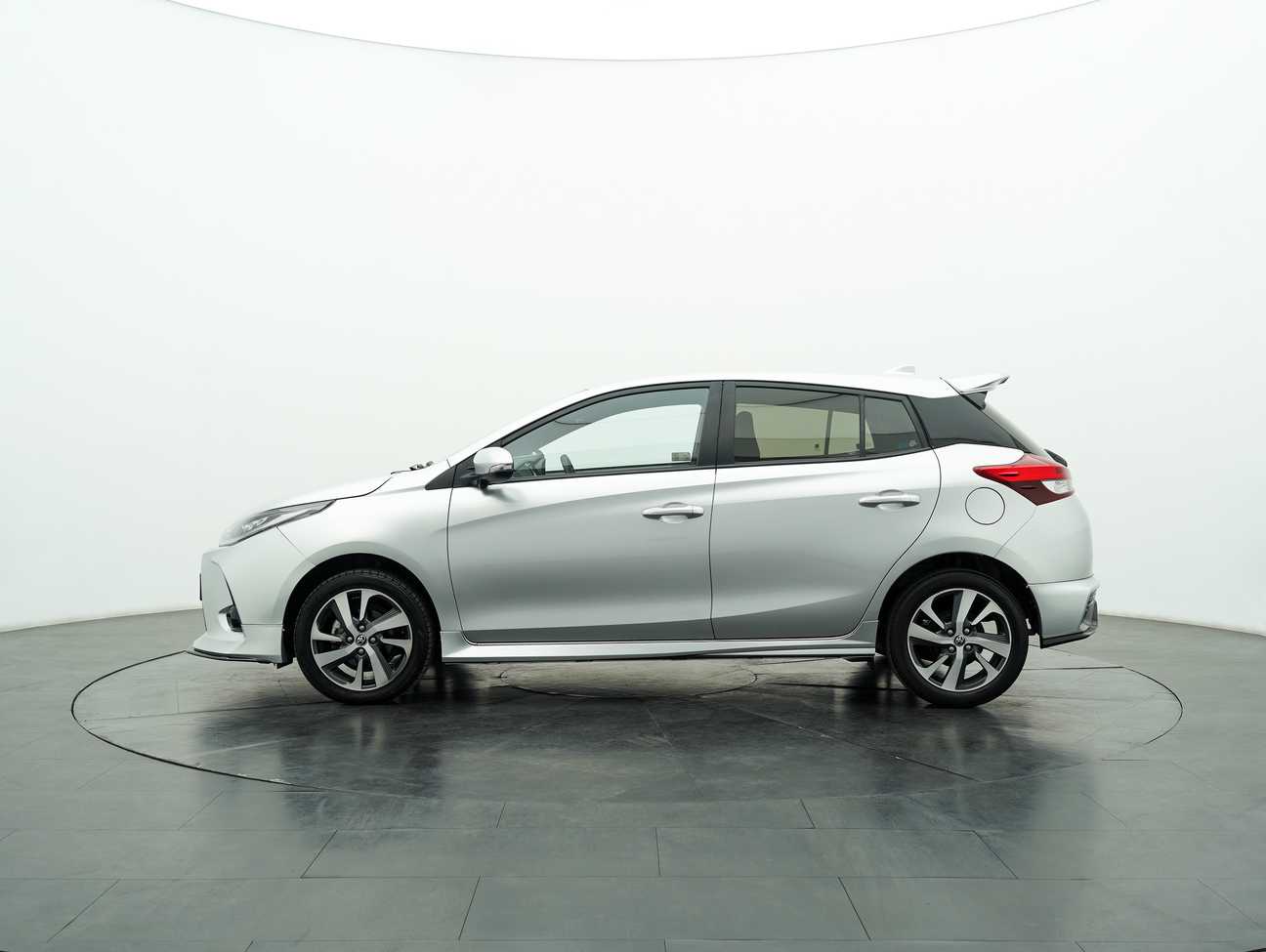 used 2022 Toyota Yaris E 1.5