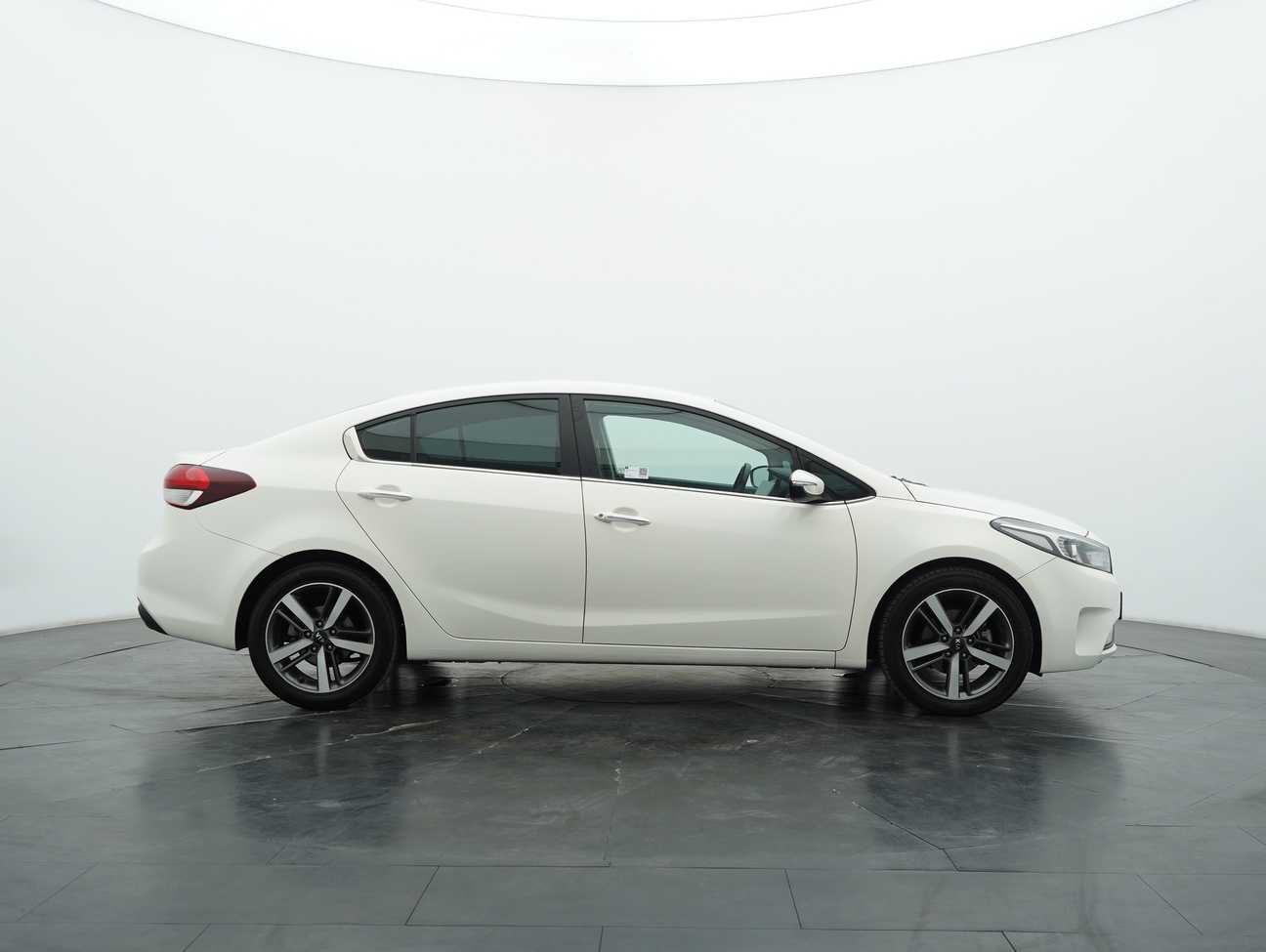 terpakai 2018 Kia Cerato K3 1.6