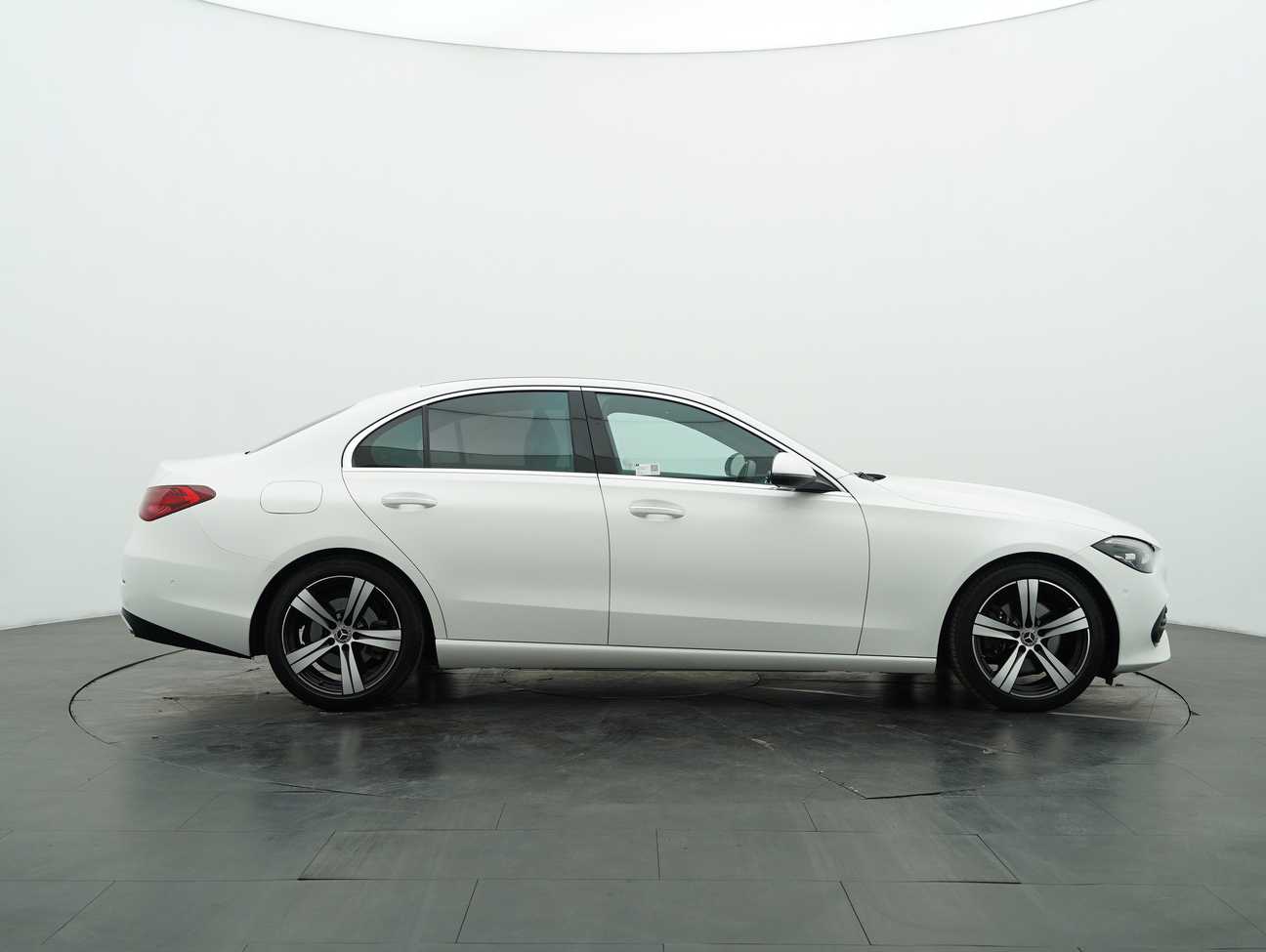 terpakai 2021 Mercedes-Benz C200 Avantgarde 1.5