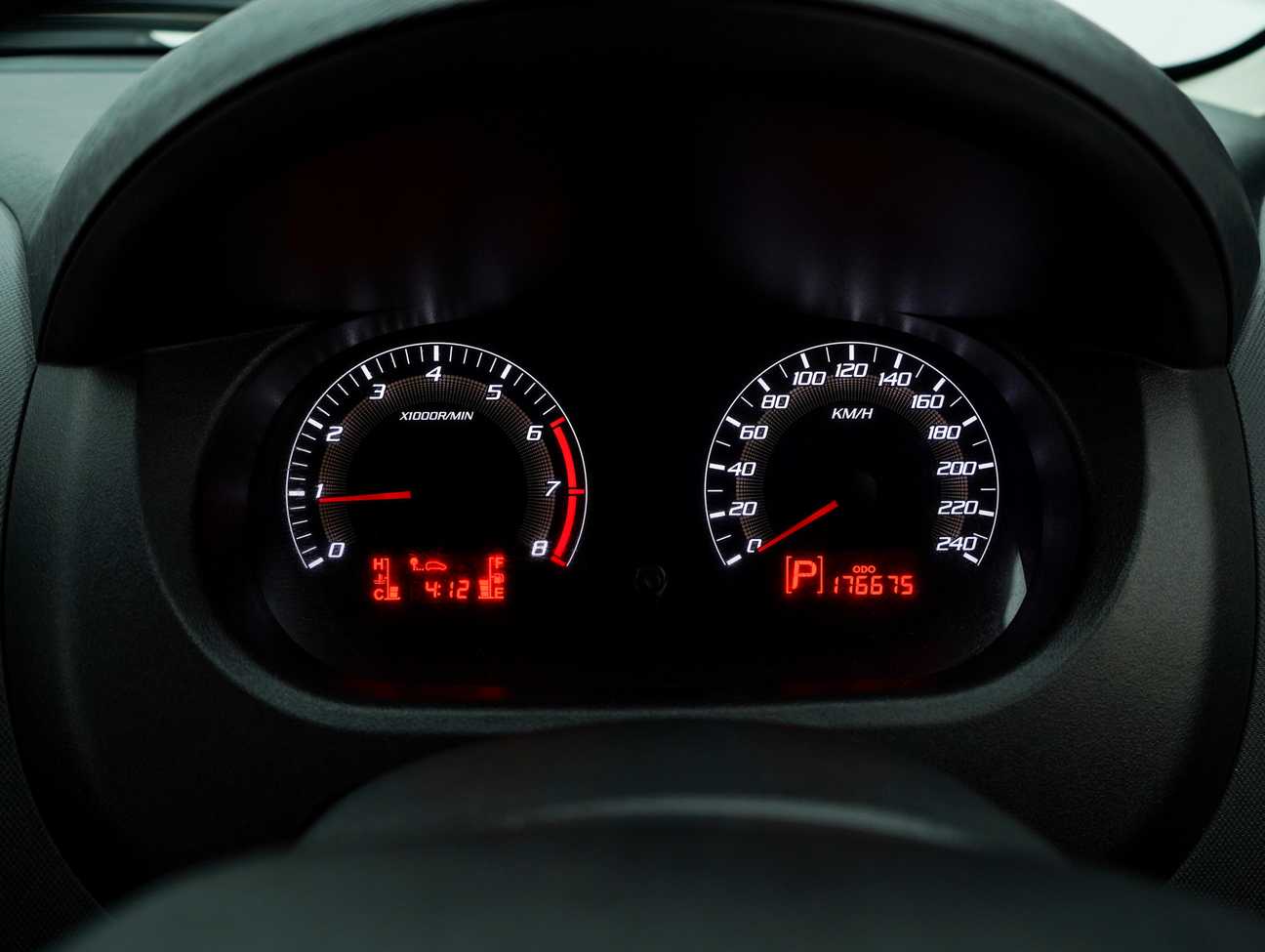 terpakai 2014 Proton Exora Bold CFE Premium 1.6