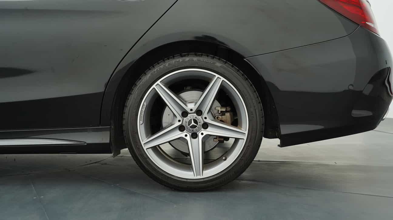 terpakai 2018 Mercedes-Benz C 200 2.0