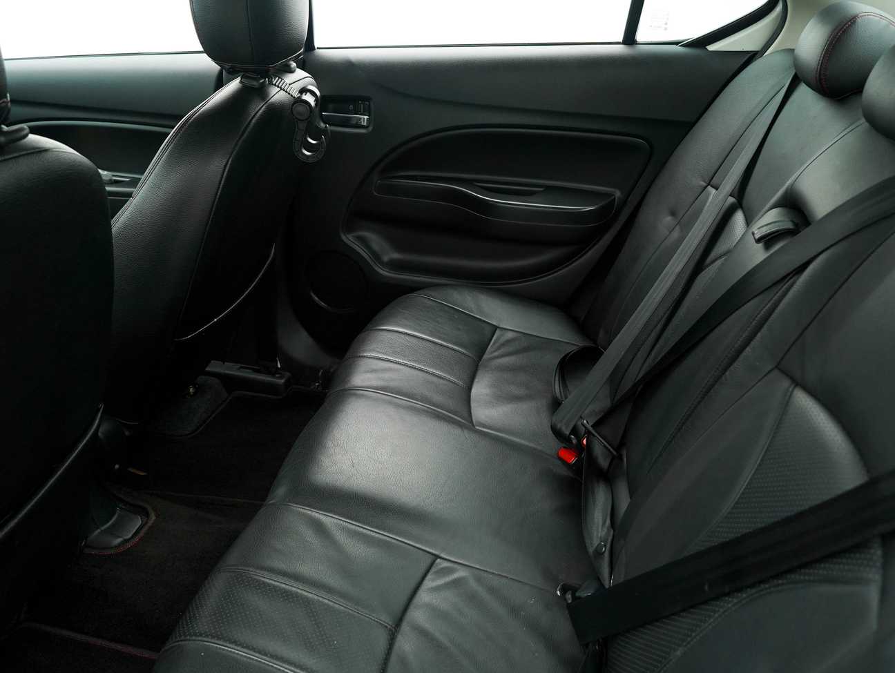 used 2013 Mitsubishi Attrage SE 1.2