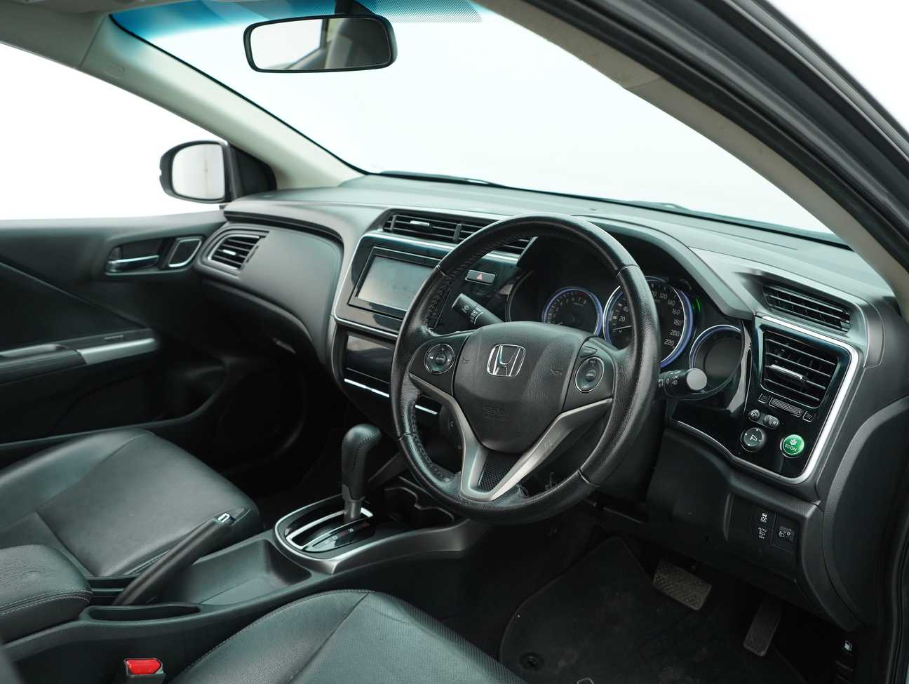 used 2018 Honda City V 1.5