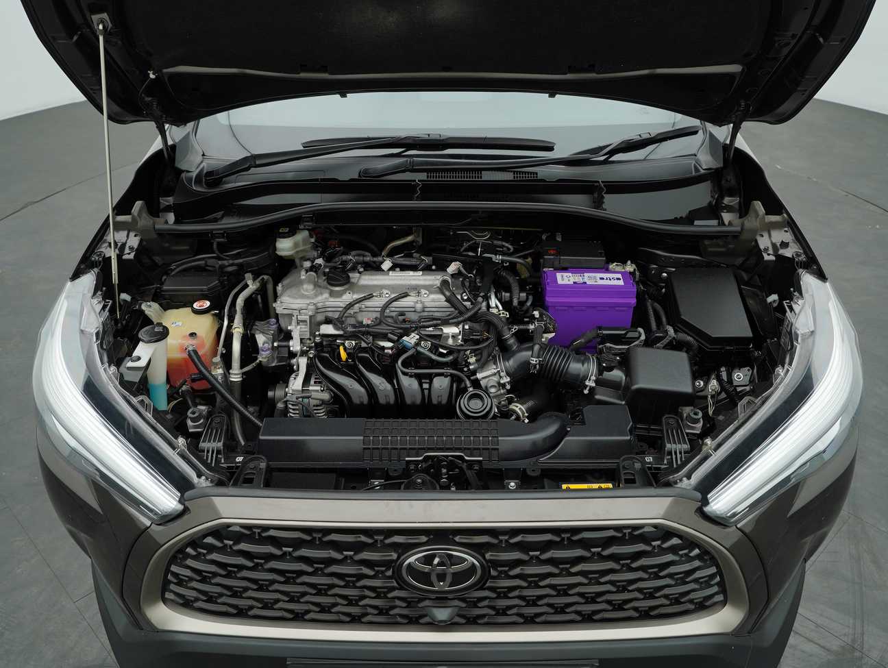 used 2021 Toyota Corolla Cross V 1.8