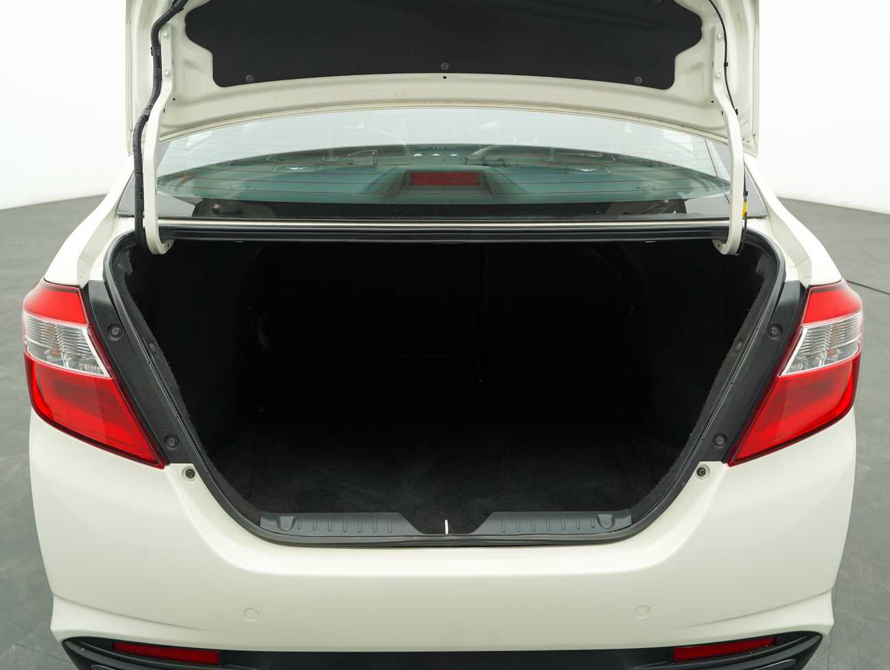 used 2019 Perodua Bezza Advance 1.3