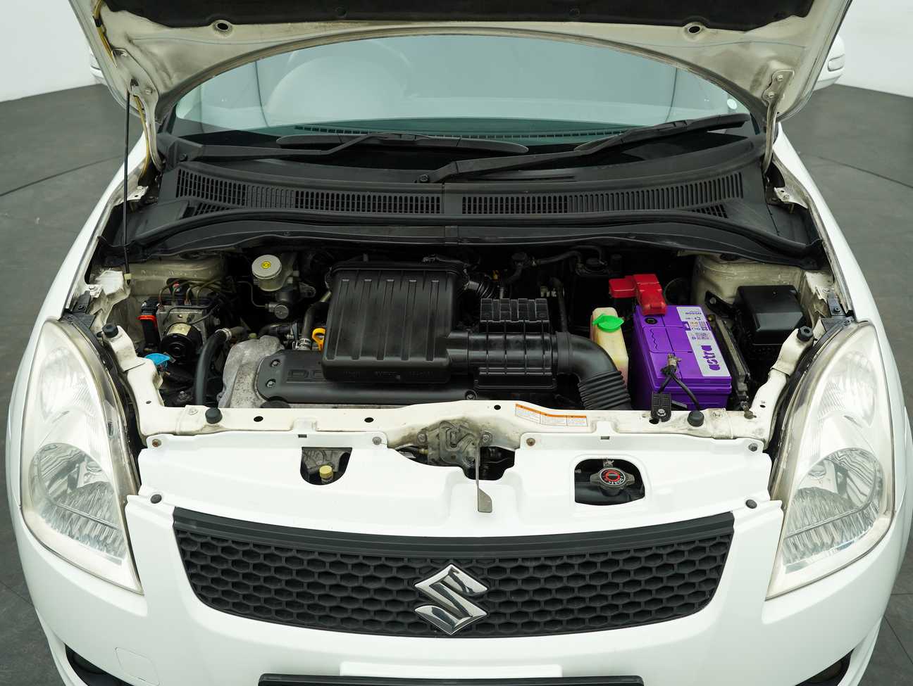 terpakai 2010 Suzuki Swift  1.5