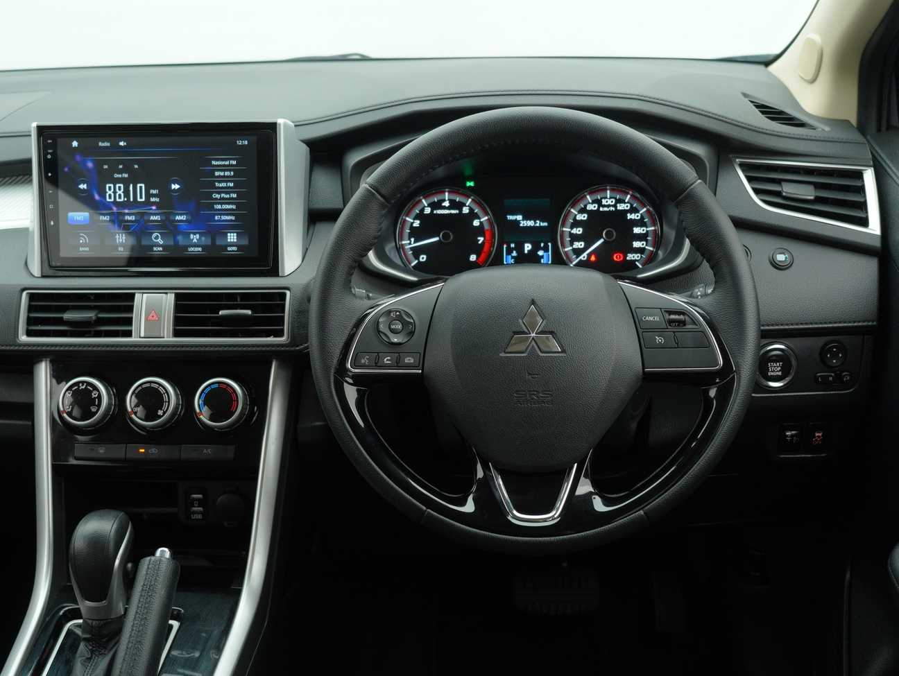 terpakai 2023 Mitsubishi Xpander  1.5