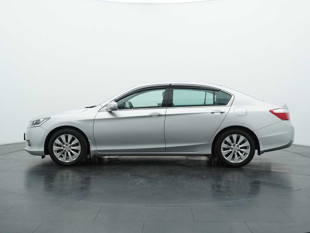 terpakai 2014 Honda Accord i-VTEC VTi-L 2.0