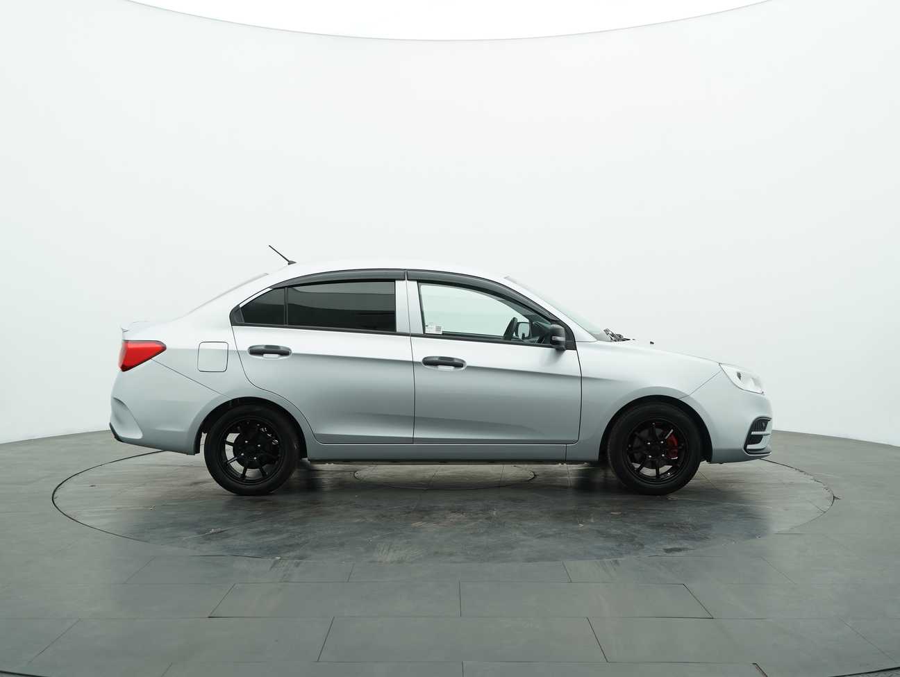 terpakai 2025 Proton Saga Standard 1.3