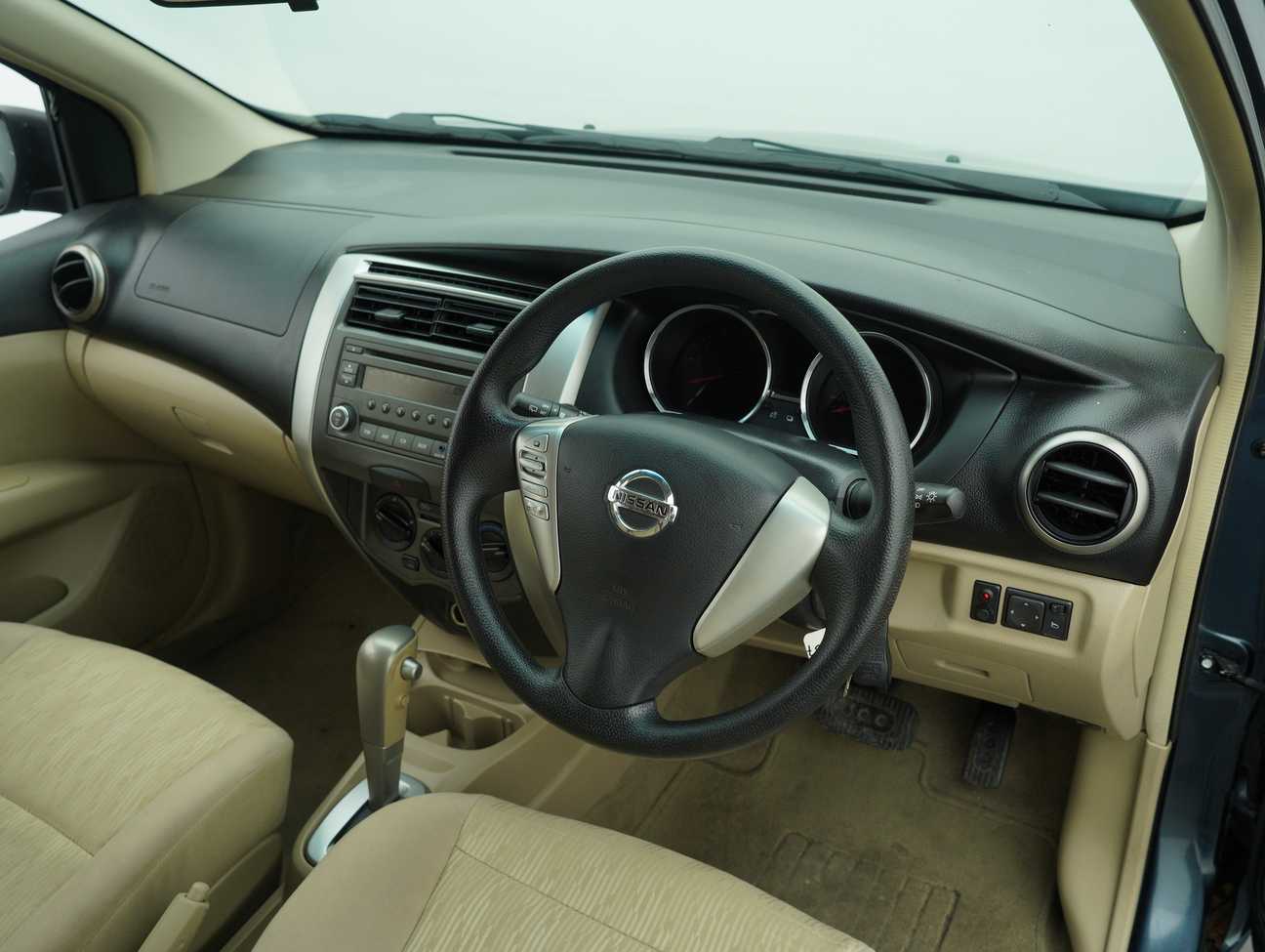 used 2015 Nissan Grand Livina Comfort 1.6