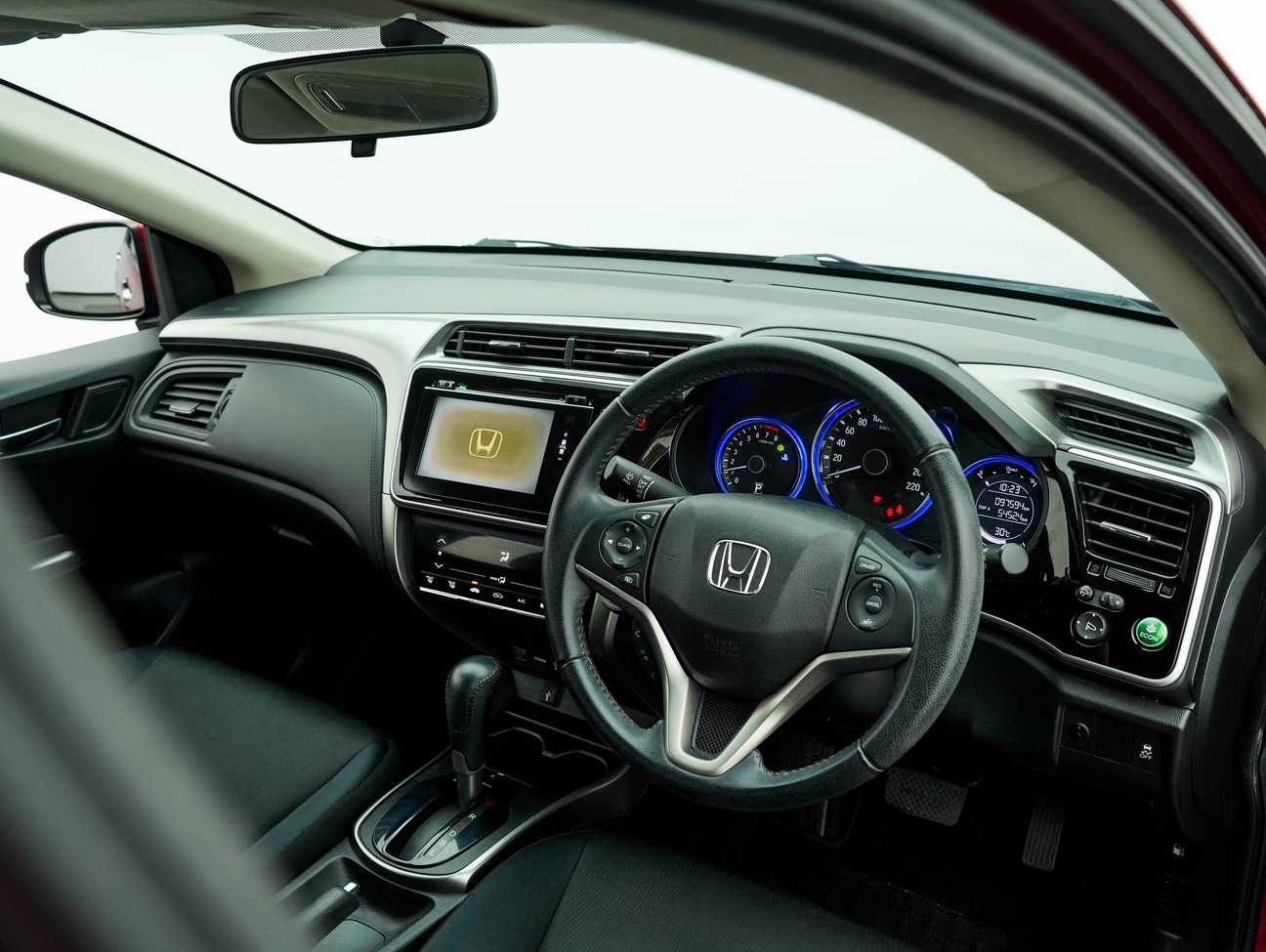 used 2016 Honda City V 1.5