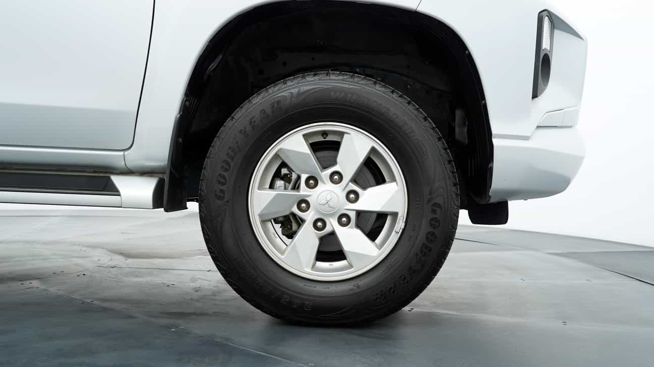 used 2020 Mitsubishi TRITON VGT 2.4