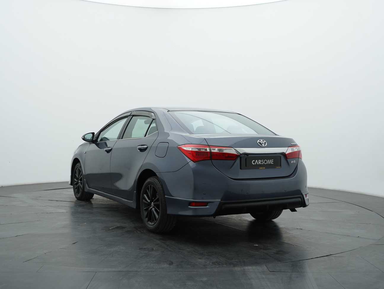used 2014 Toyota Corolla Altis G 1.8