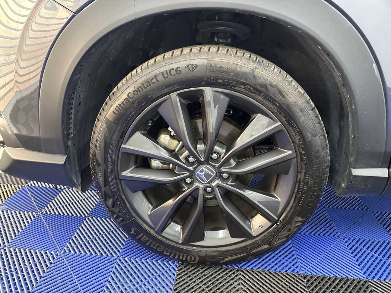 used 2025 Honda HR-V V 1.5