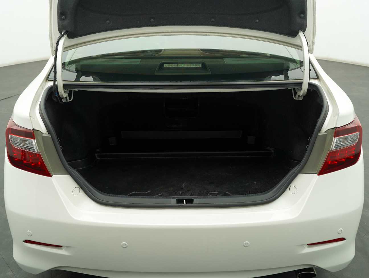 terpakai 2014 Toyota Camry GX 2.0
