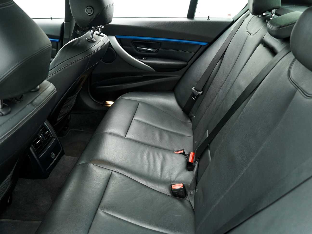 used 2016 BMW 330i M Sport 2.0