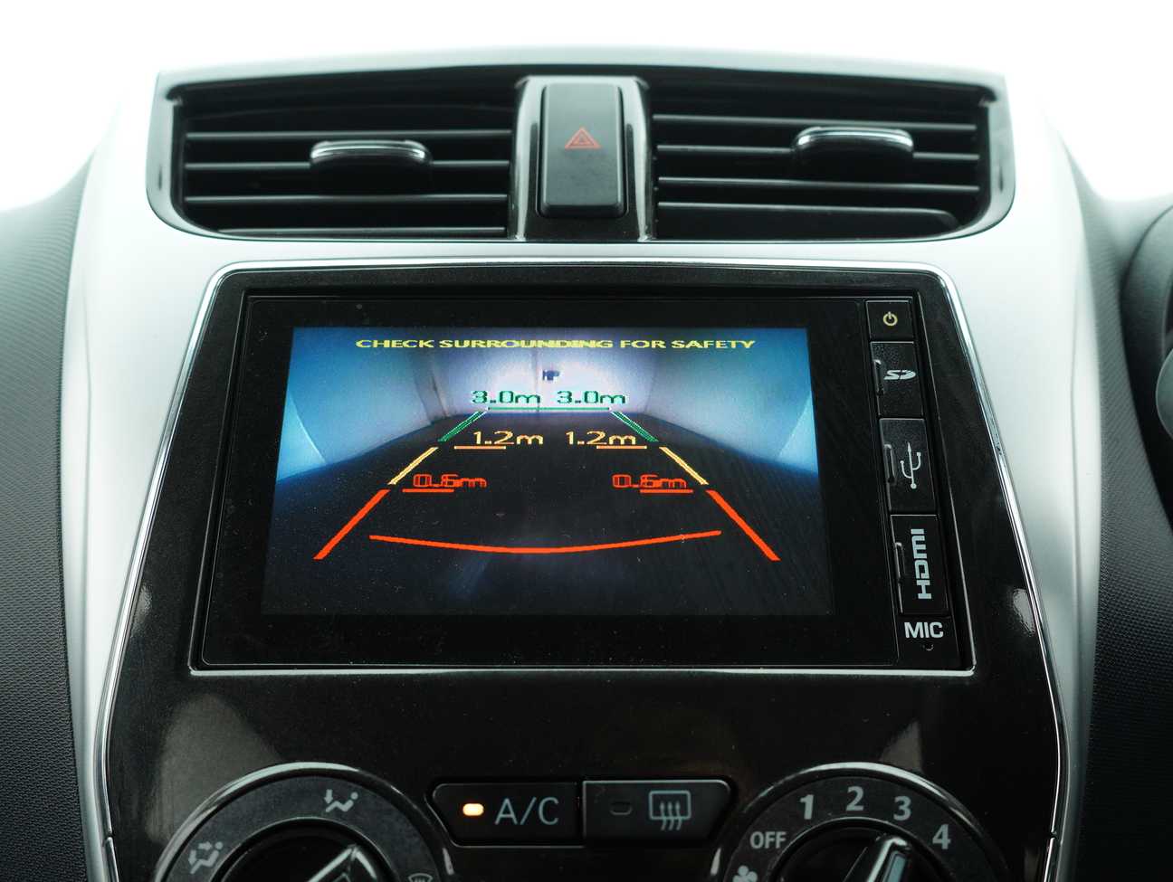 terpakai 2019 Perodua AXIA Advance 1.0