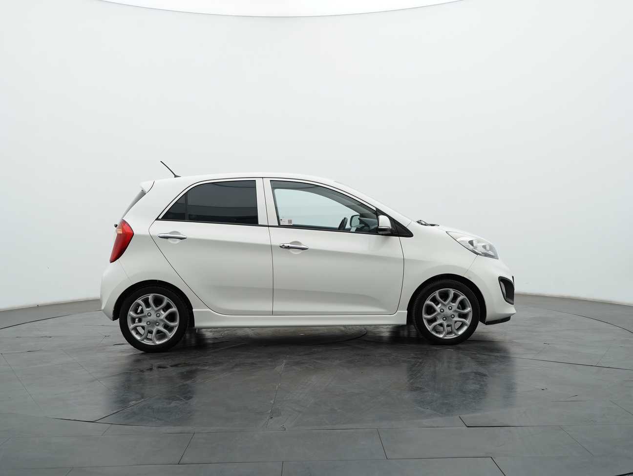 used 2014 Kia Picanto  1.2
