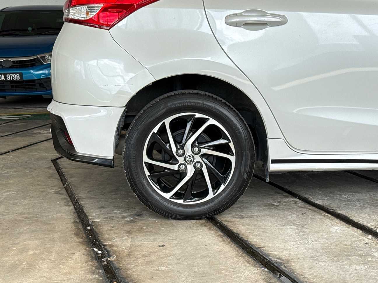 terpakai 2023 Toyota Yaris J 1.5