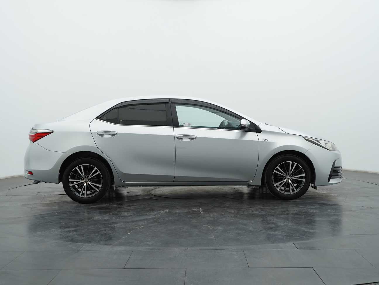 used 2018 Toyota Corolla Altis G 1.8