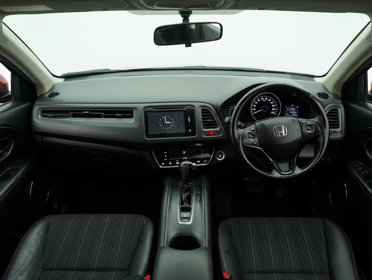 used 2017 Honda HR-V V 1.8