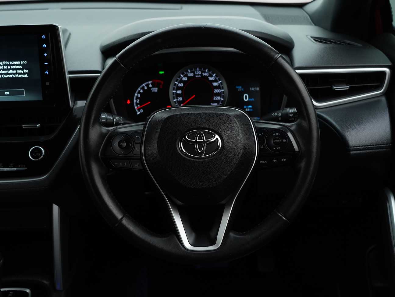 used 2022 Toyota Corolla Cross V 1.8