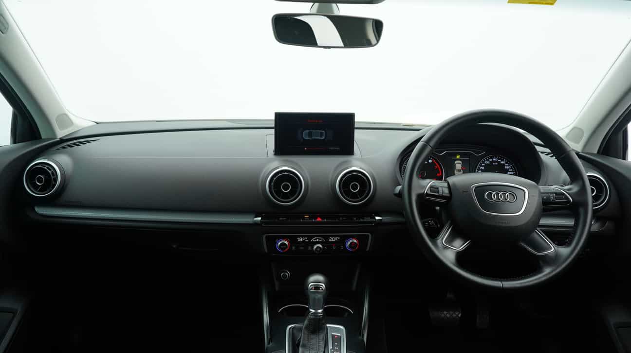 terpakai 2015 Audi A3 TFSI 1.4