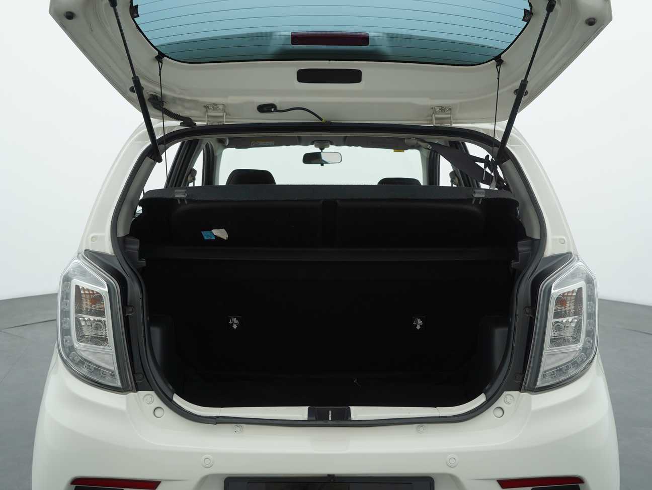terpakai 2017 Perodua AXIA SE 1.0