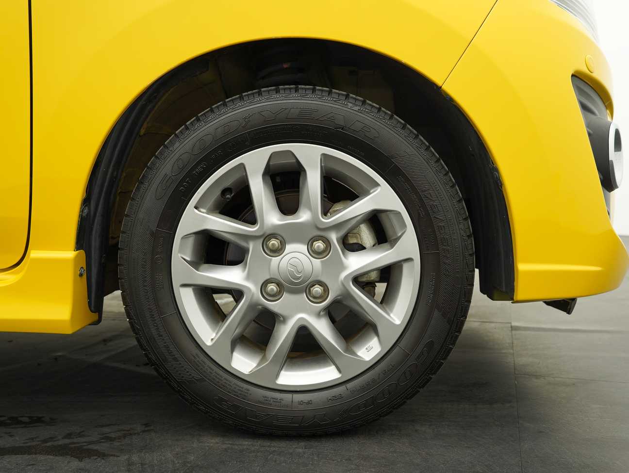 terpakai 2014 Perodua AXIA Advance 1.0