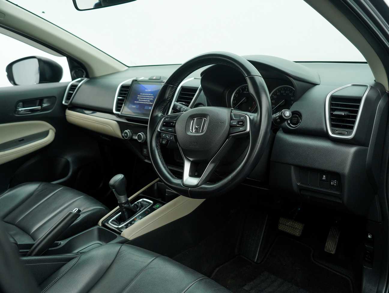used 2021 Honda City V 1.5