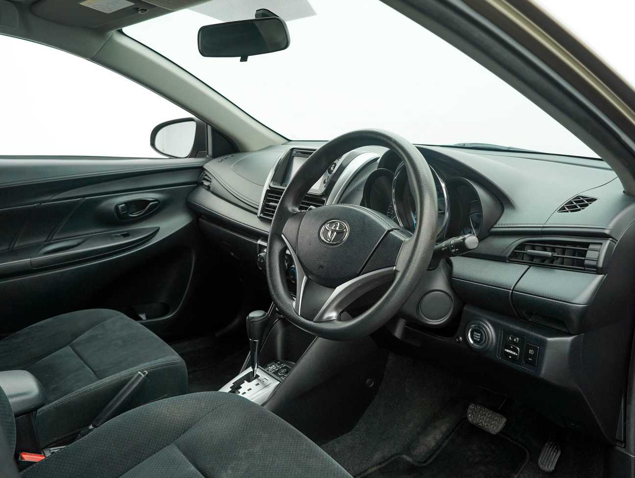 used 2015 Toyota Vios J 1.5