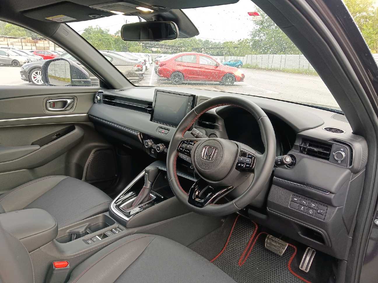 terpakai 2024 Honda HR-V e:HEV RS 1.5