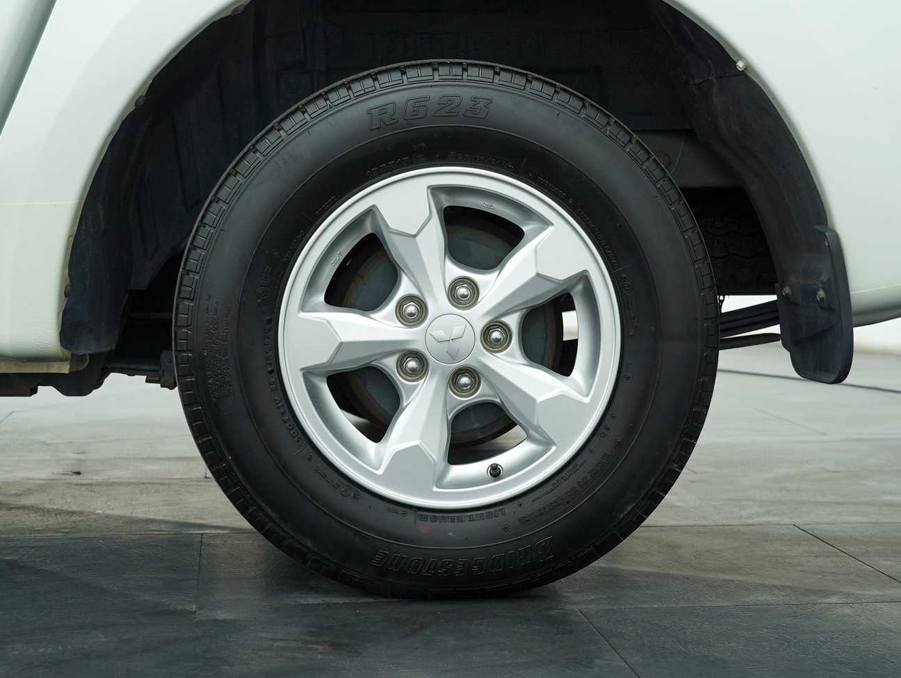 terpakai 2017 Mitsubishi Triton Quest Dual Cab 4X2 2.5