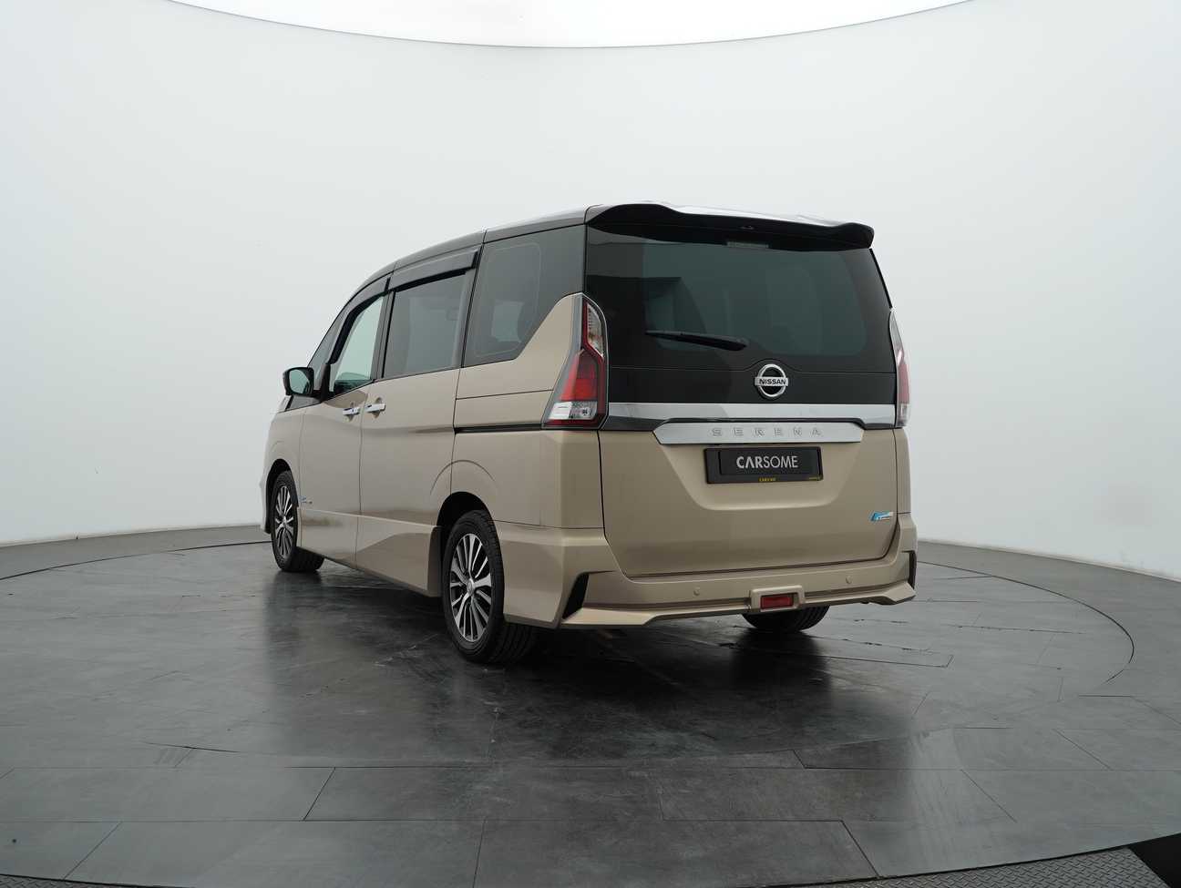 terpakai 2021 Nissan Serena S-Hybrid High-Way Star (2 Tone) 2.0