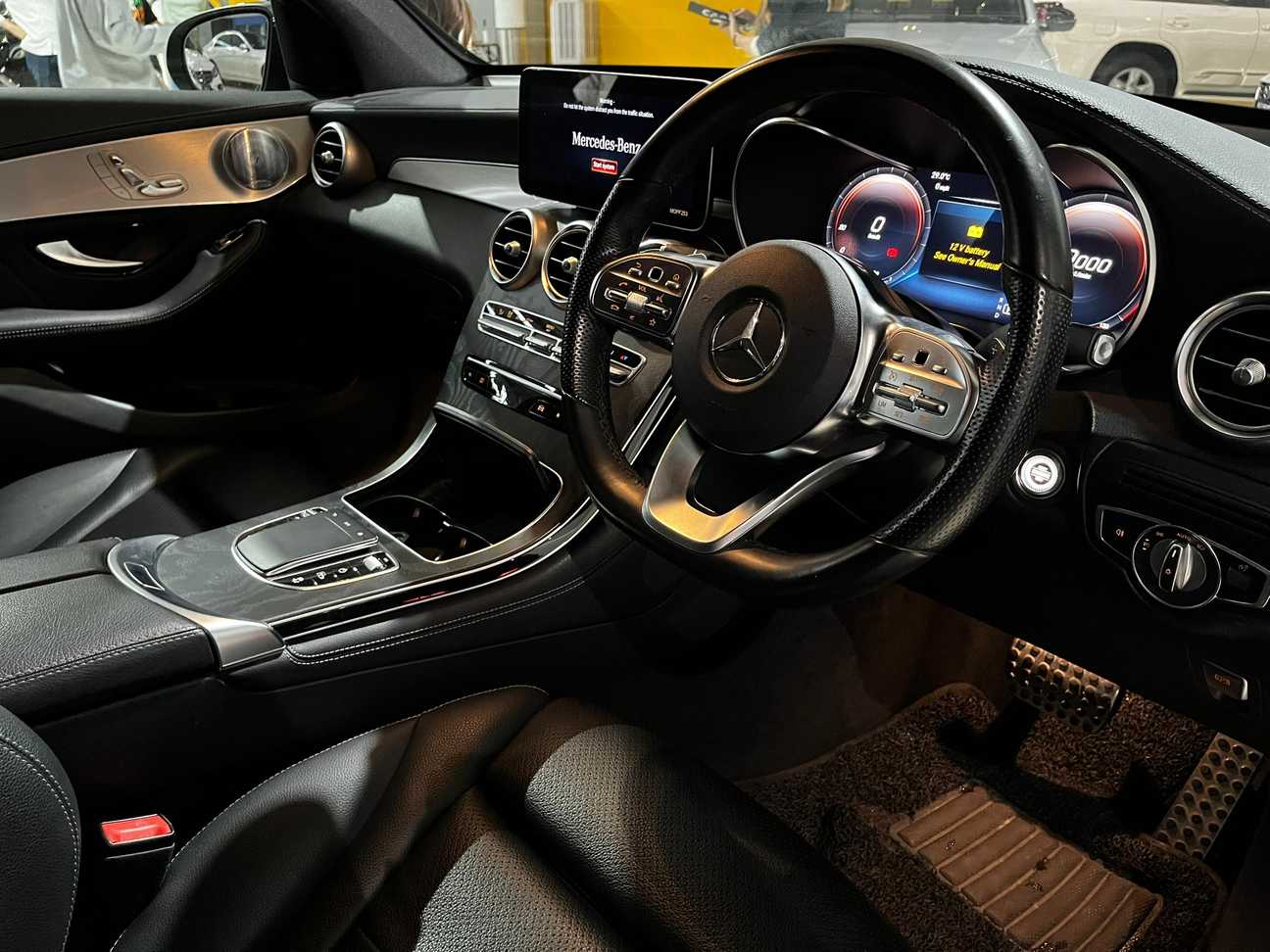 used 2020 Mercedes-Benz GLC300 4MATIC AMG Line 2.0