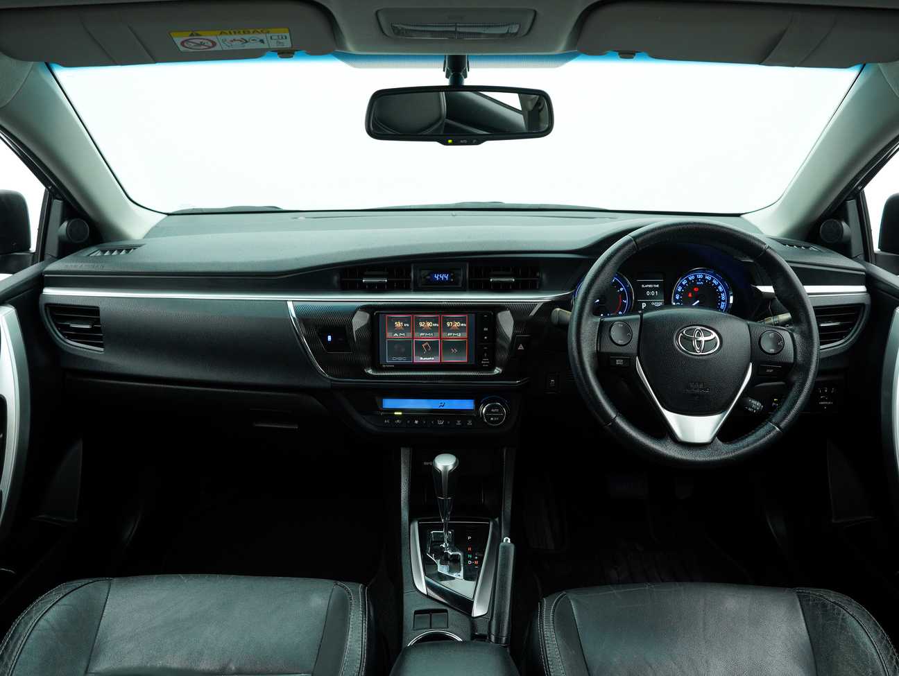 used 2014 Toyota Corolla Altis V 2.0