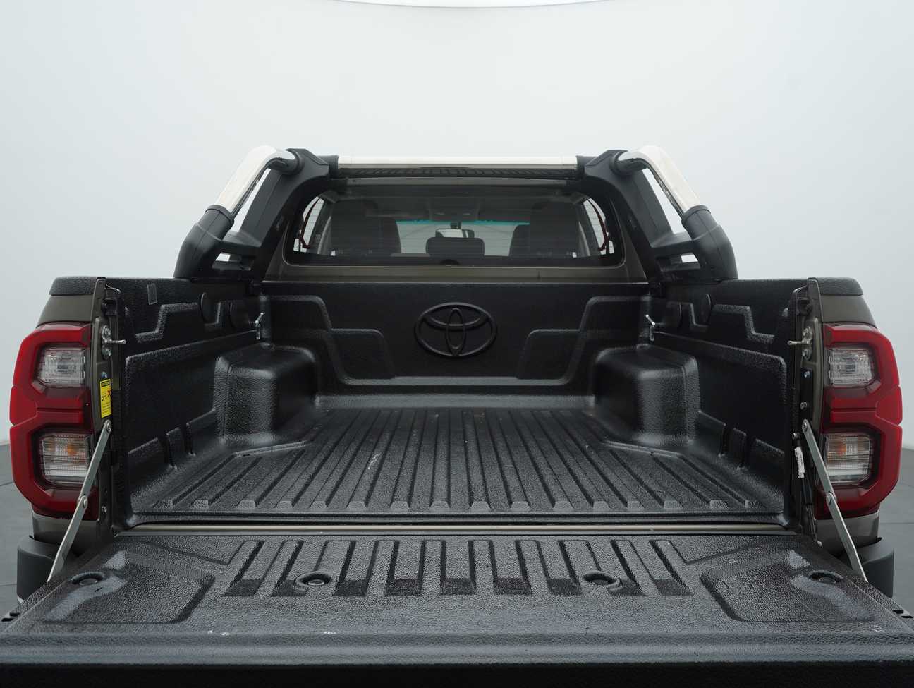 used 2022 Toyota Hilux V Dual Cab 2.4