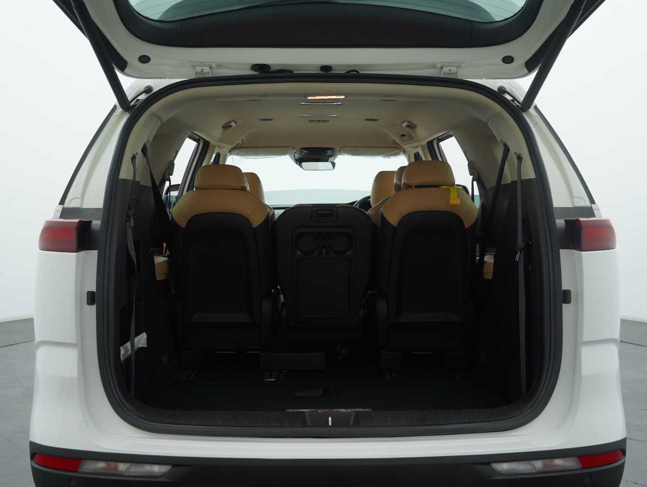 used 2022 Kia Carnival  2.2