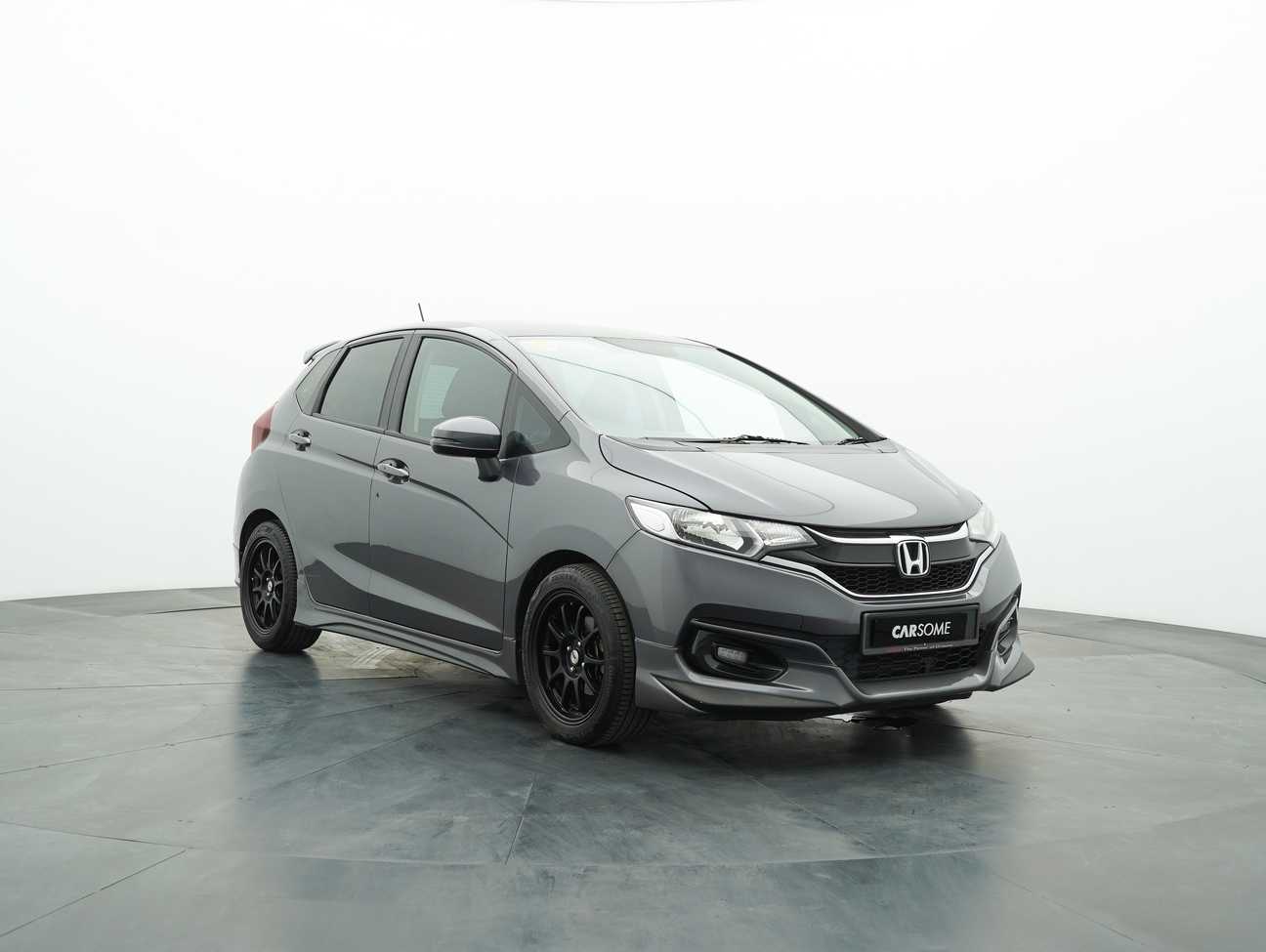 used 2018 Honda JAZZ V 1.5