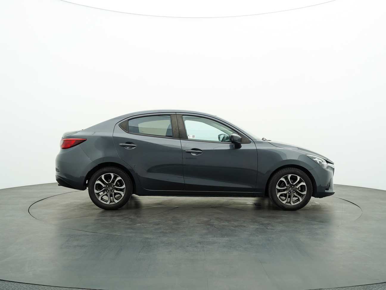 terpakai 2016 Mazda 2 SKYACTIV-G 1.5