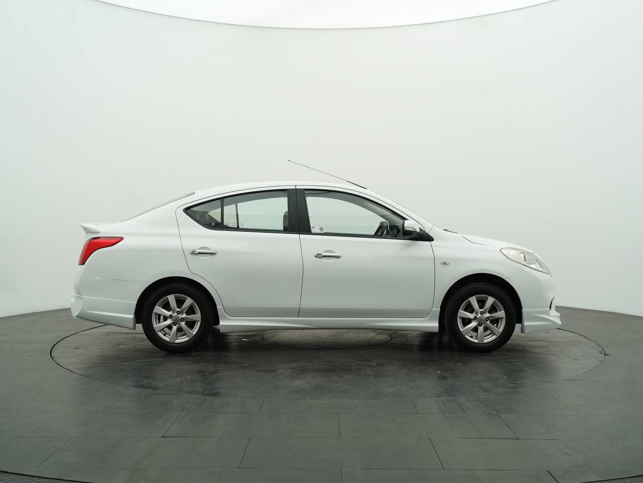 used 2013 Nissan Almera V 1.5