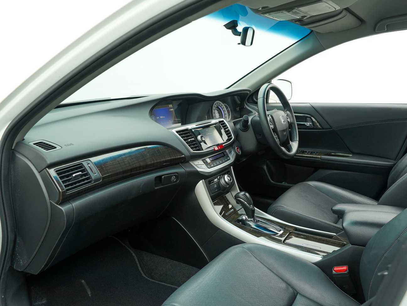 terpakai 2016 Honda Accord VTi-L 2.0