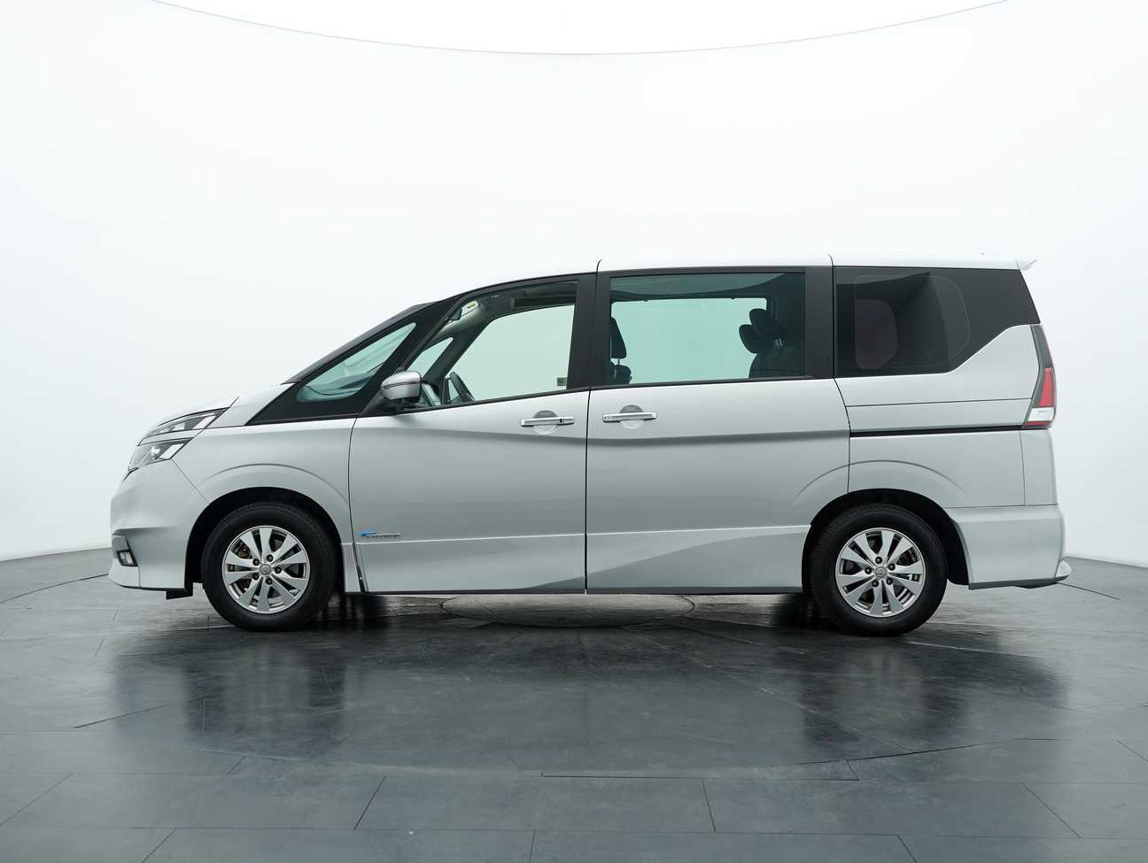 terpakai 2019 Nissan Serena S-Hybrid High-Way Star 2.0