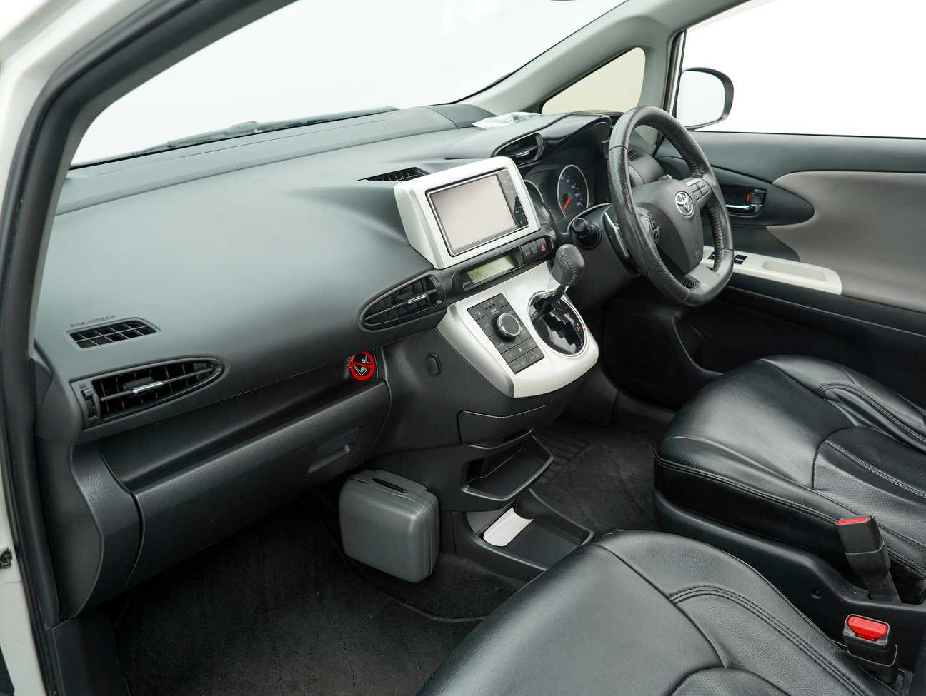 used 2014 Toyota WISH DBA-ZGE20W 1.8